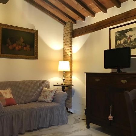La Perla Tra Gli Ulivi Leilighet Siena Eksteriør bilde